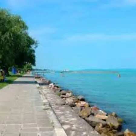 Lido Di - Aranypart - Minden 1 Percre! Apartment Siofok