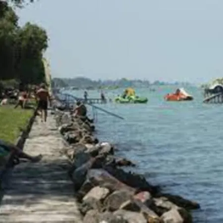 Appartamento Lido Di - Aranypart - Minden 1 Percre!